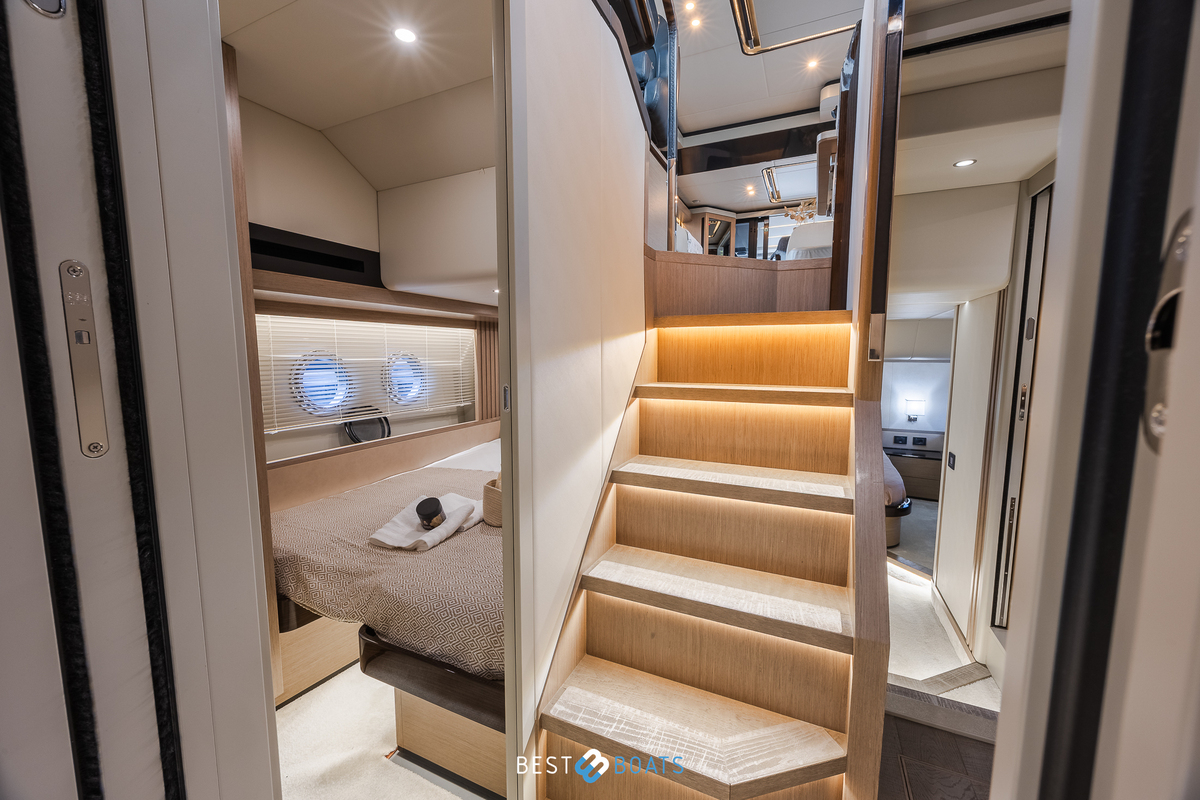 foto: 67 Absolute  Navetta 52