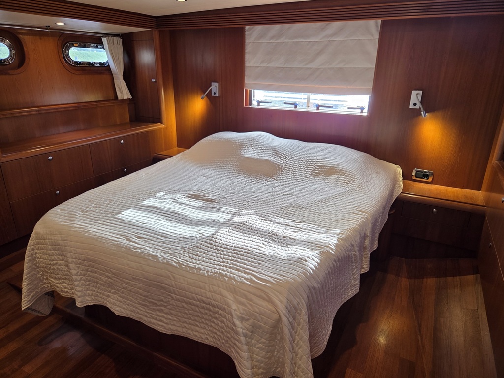 foto: 29 Valk Valk Continental 15.50 FR