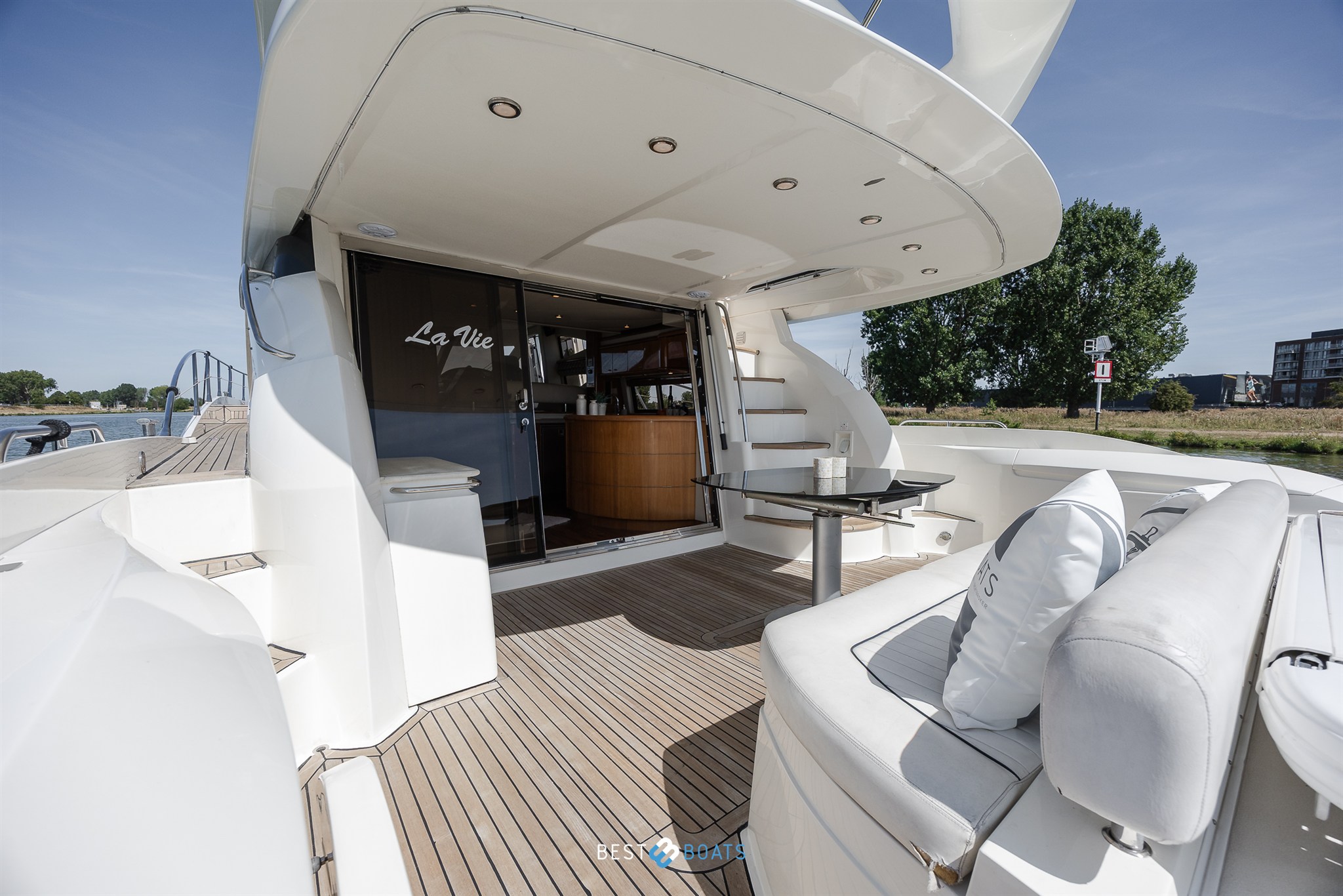 foto: 28 Sunseeker Manhattan 64