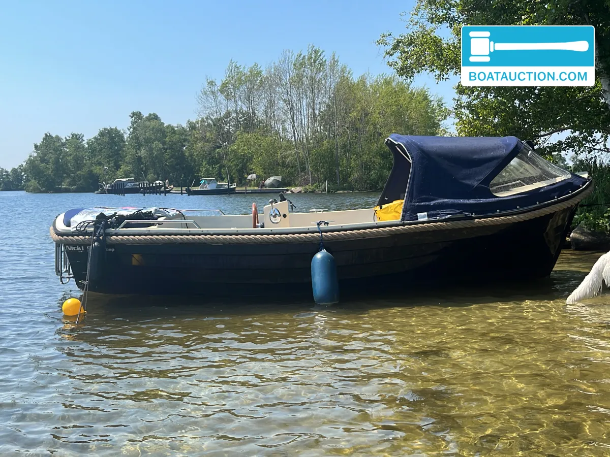 hoofdfoto: 1 Nicky 530