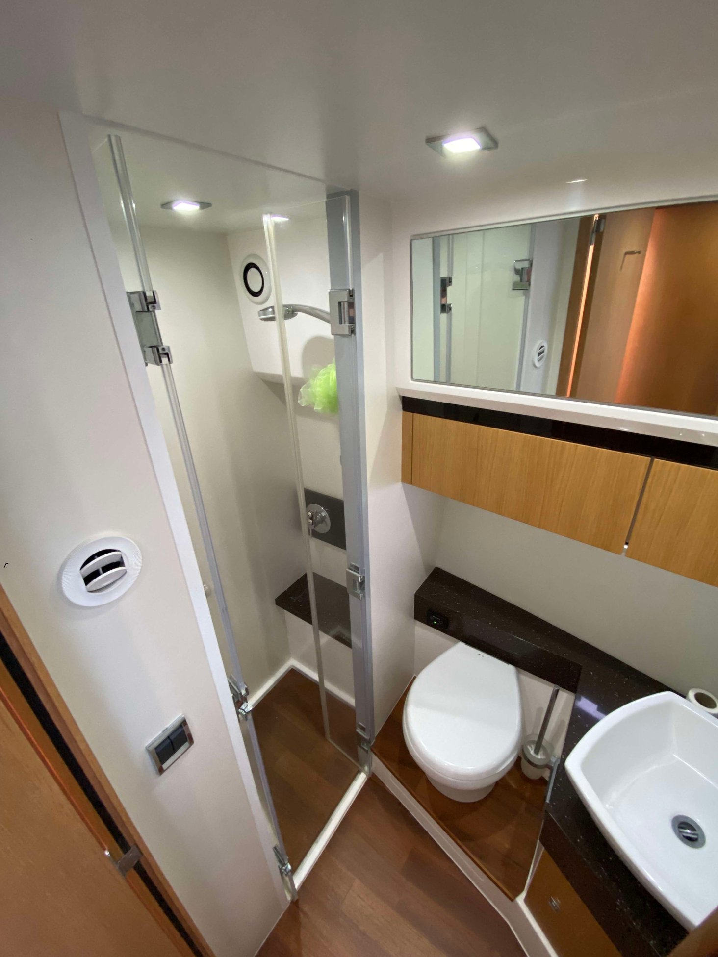 foto: 16 Fairline Squadron 42