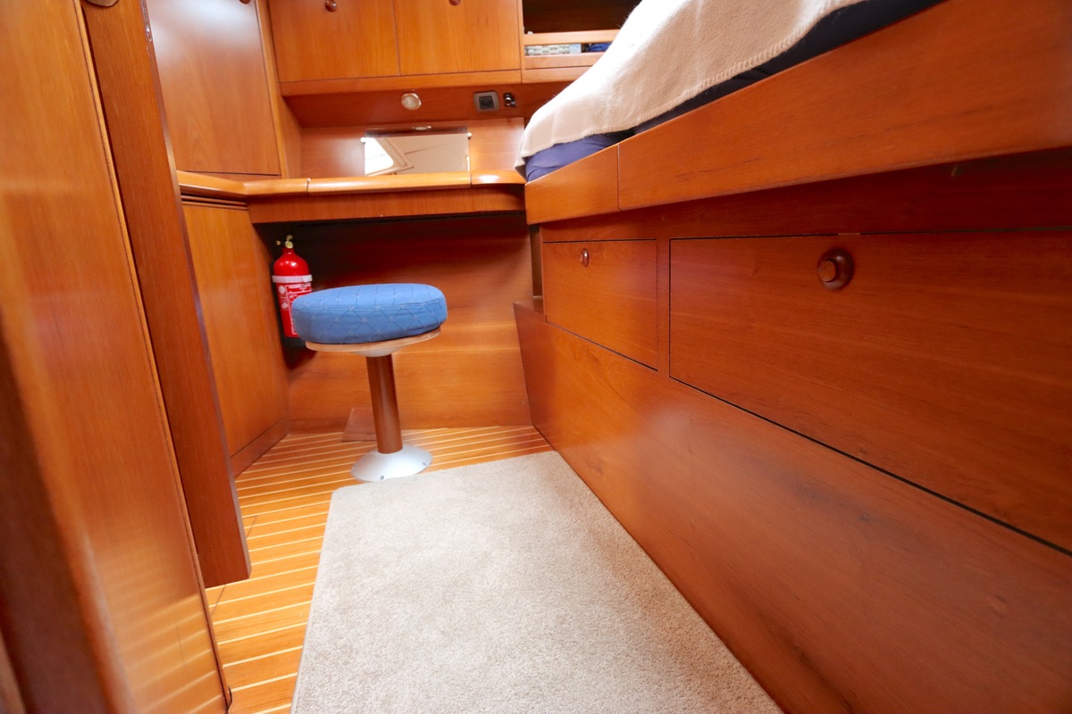 foto: 22 Jeanneau  Sun Odyssey 49 DS