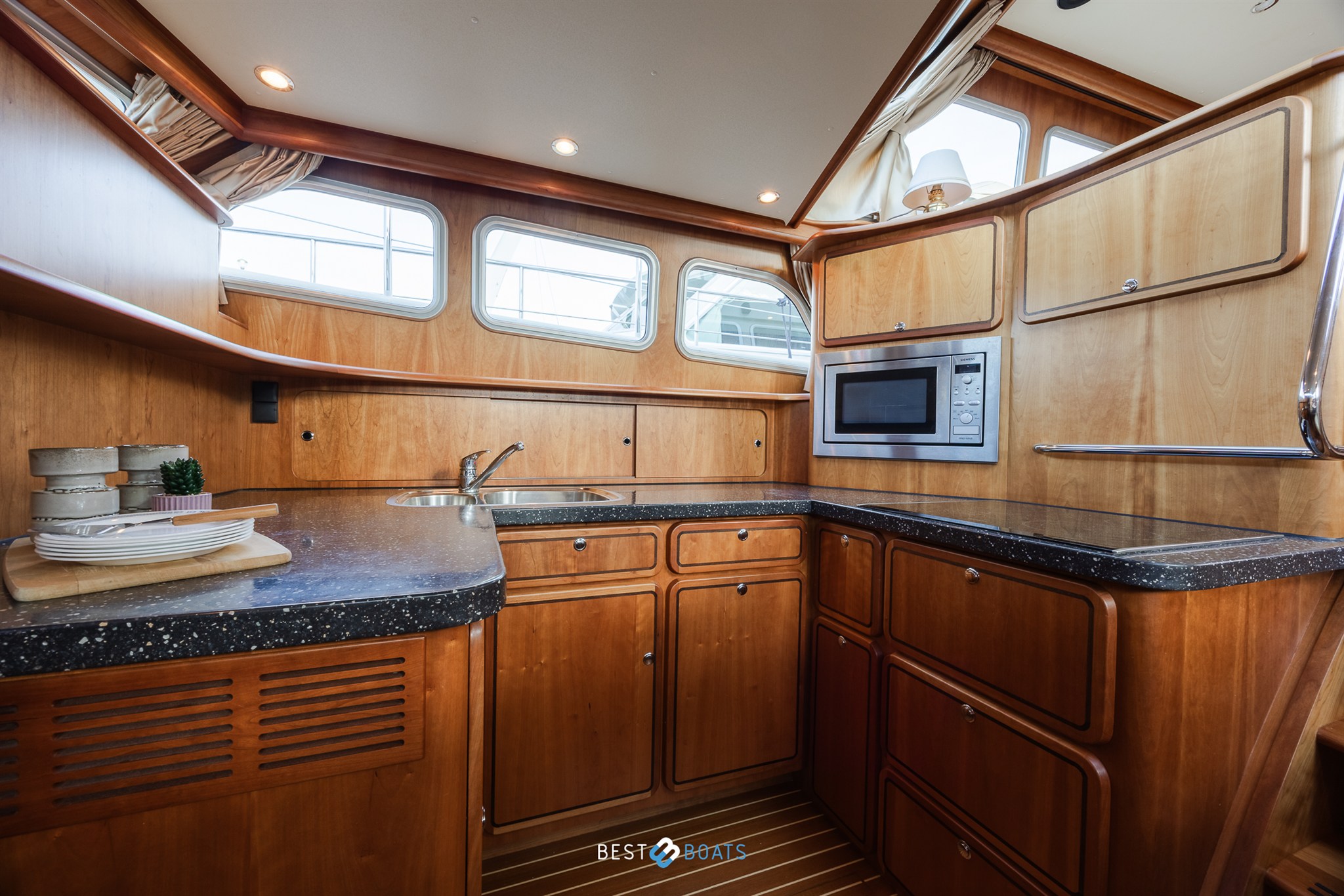 foto: 42 Linssen Grand Sturdy 470 AC Mark II