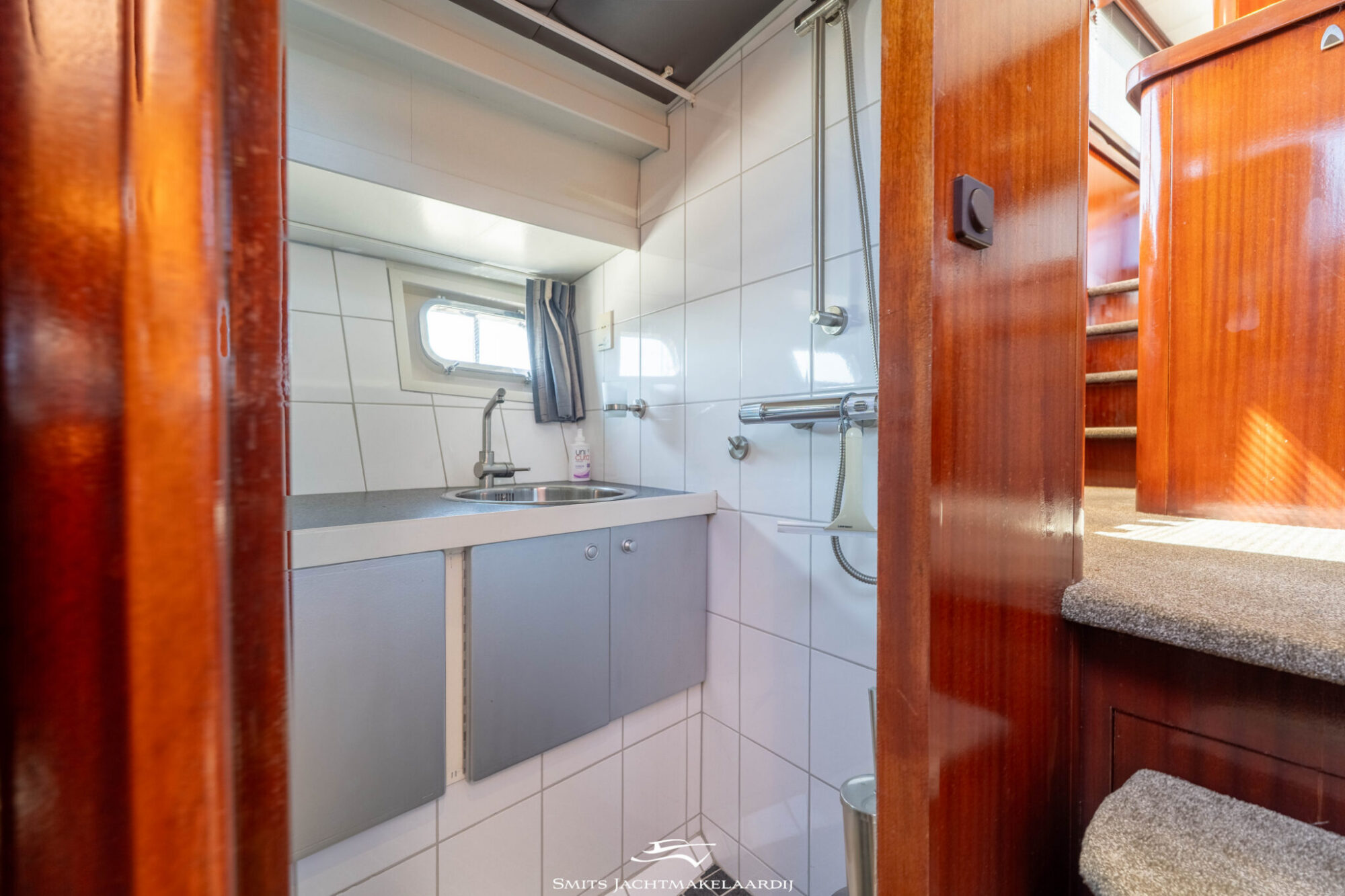 foto: 61 Van der Valk Valk Vitesse 54 Stabilizers