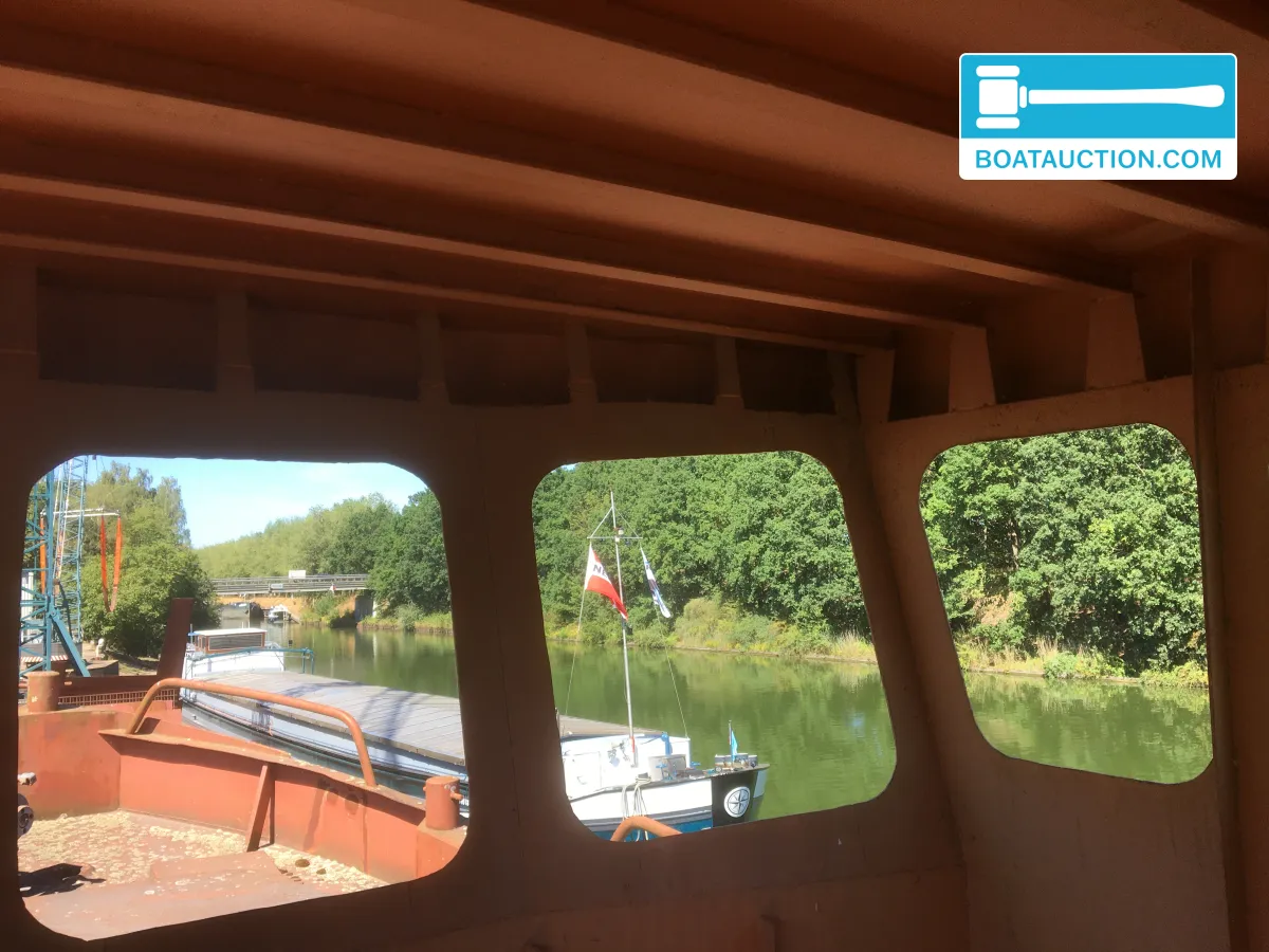 foto: 13 Sleepboot 1500