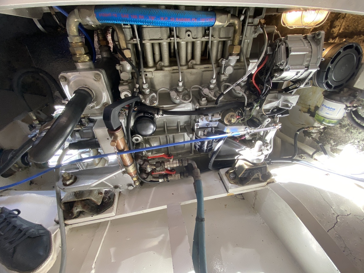 foto: 109 Puffin 42 Alu