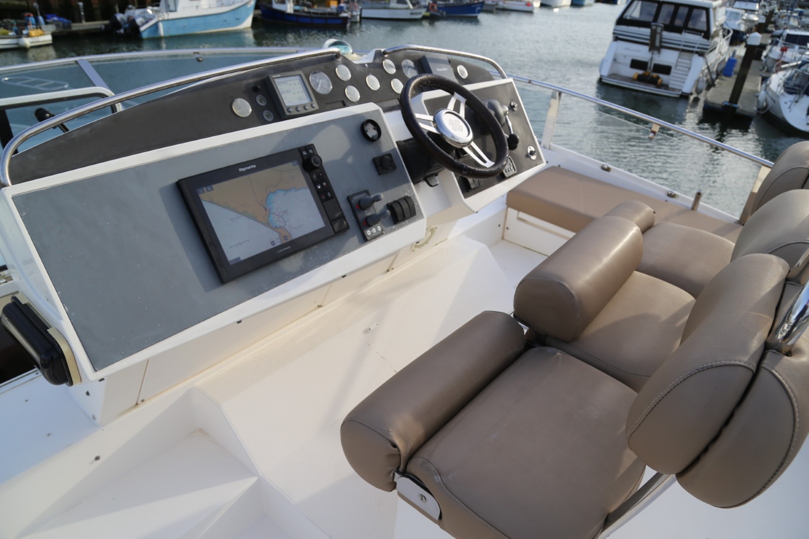 foto: 11 Fairline  Squadron 58