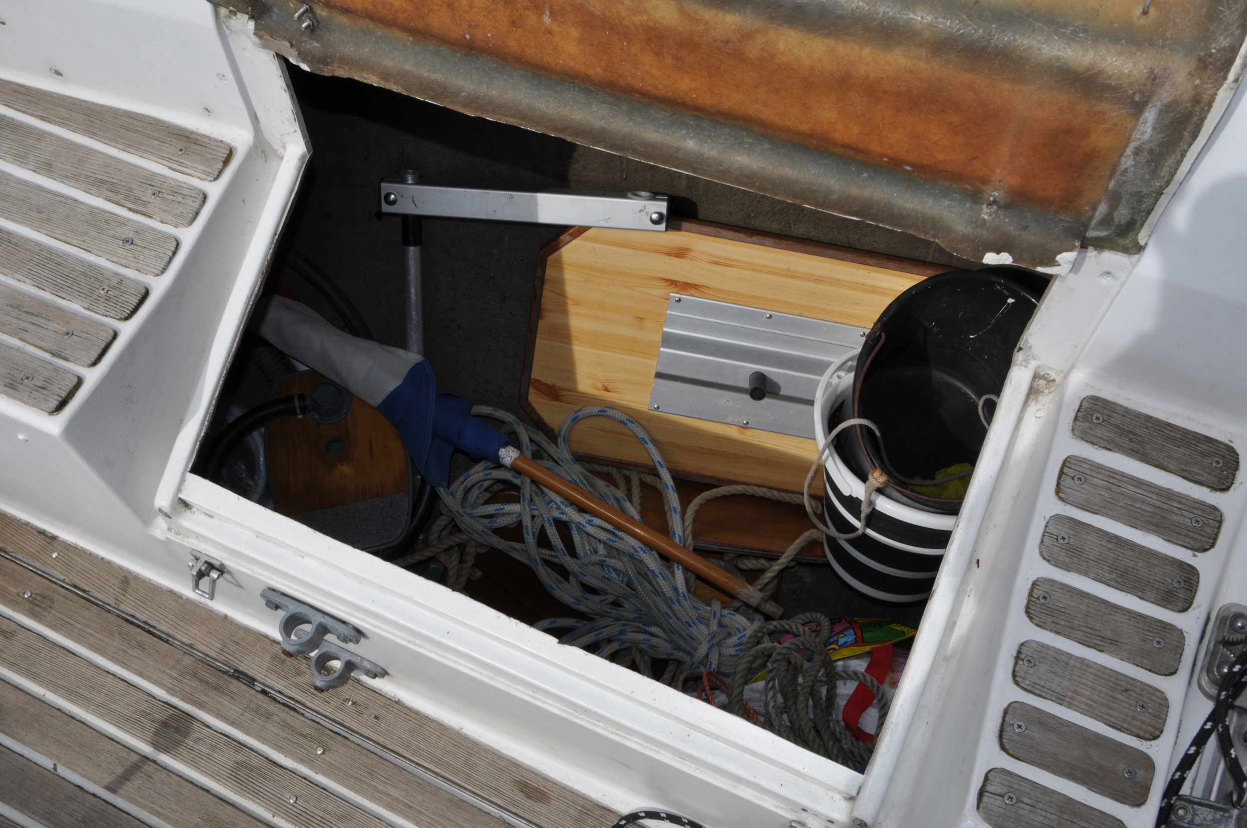 foto: 19 Standfast 33