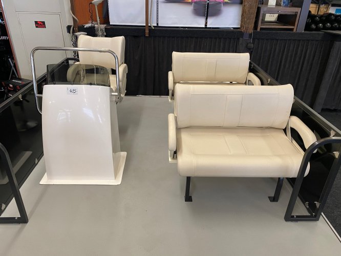 foto: 19 Funcruiser Pontoon 650