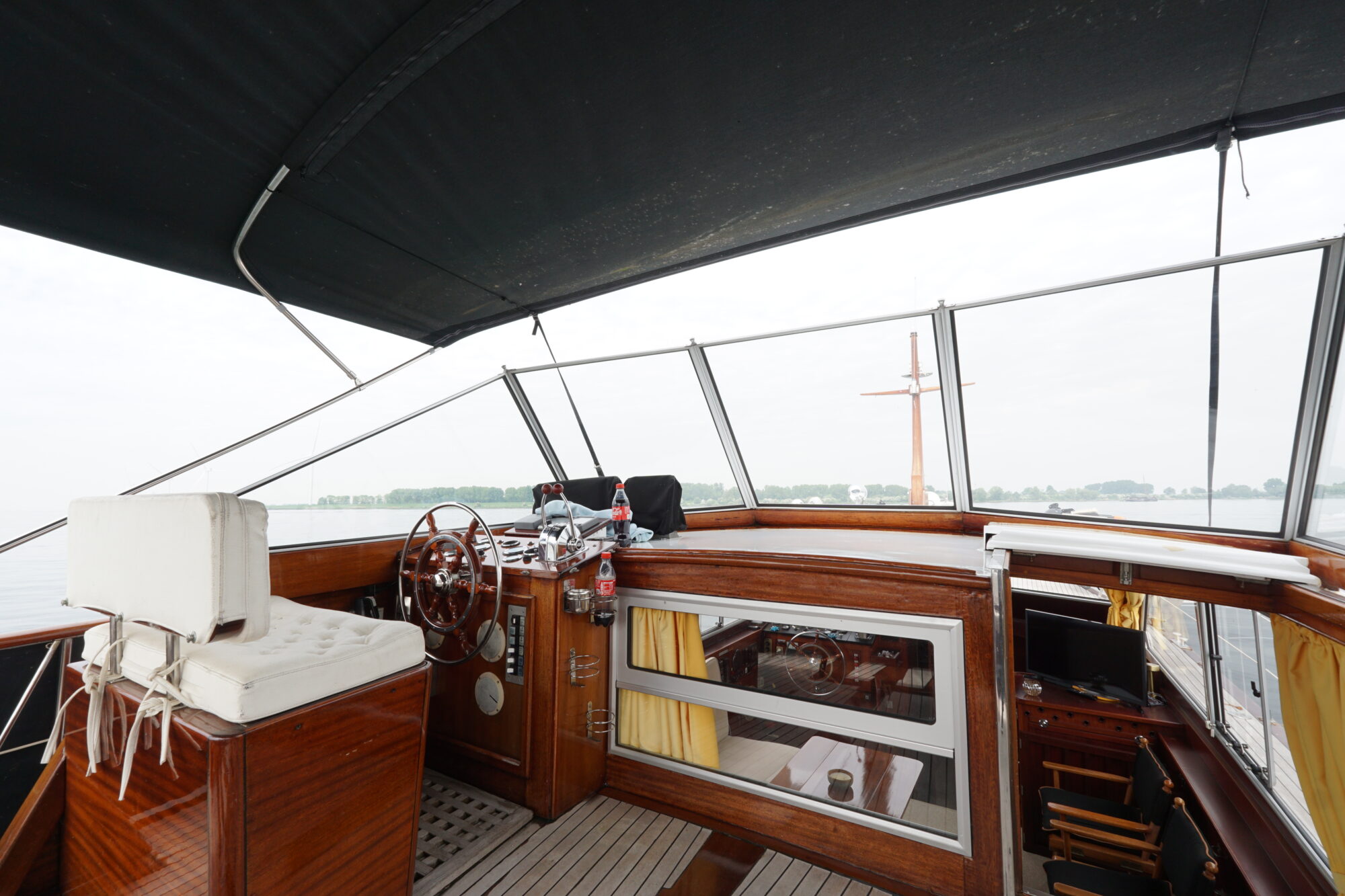 foto: 94 Lowland Lowland Rondspant Kruiser 13.00 AK Cabrio