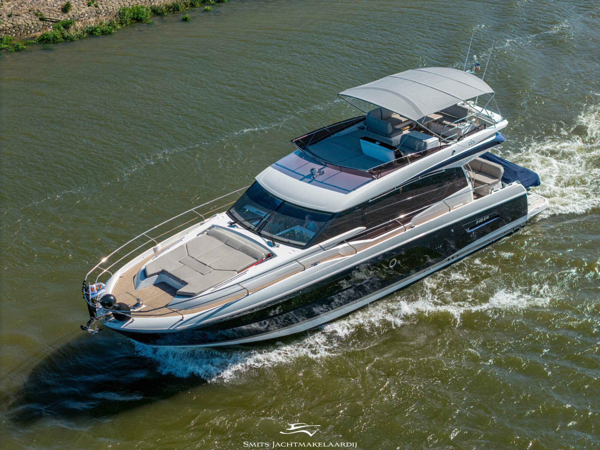 foto: 176 Prestige Prestige 590 Flybridge