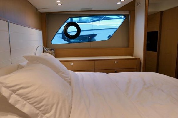 foto: 42 Princess V48