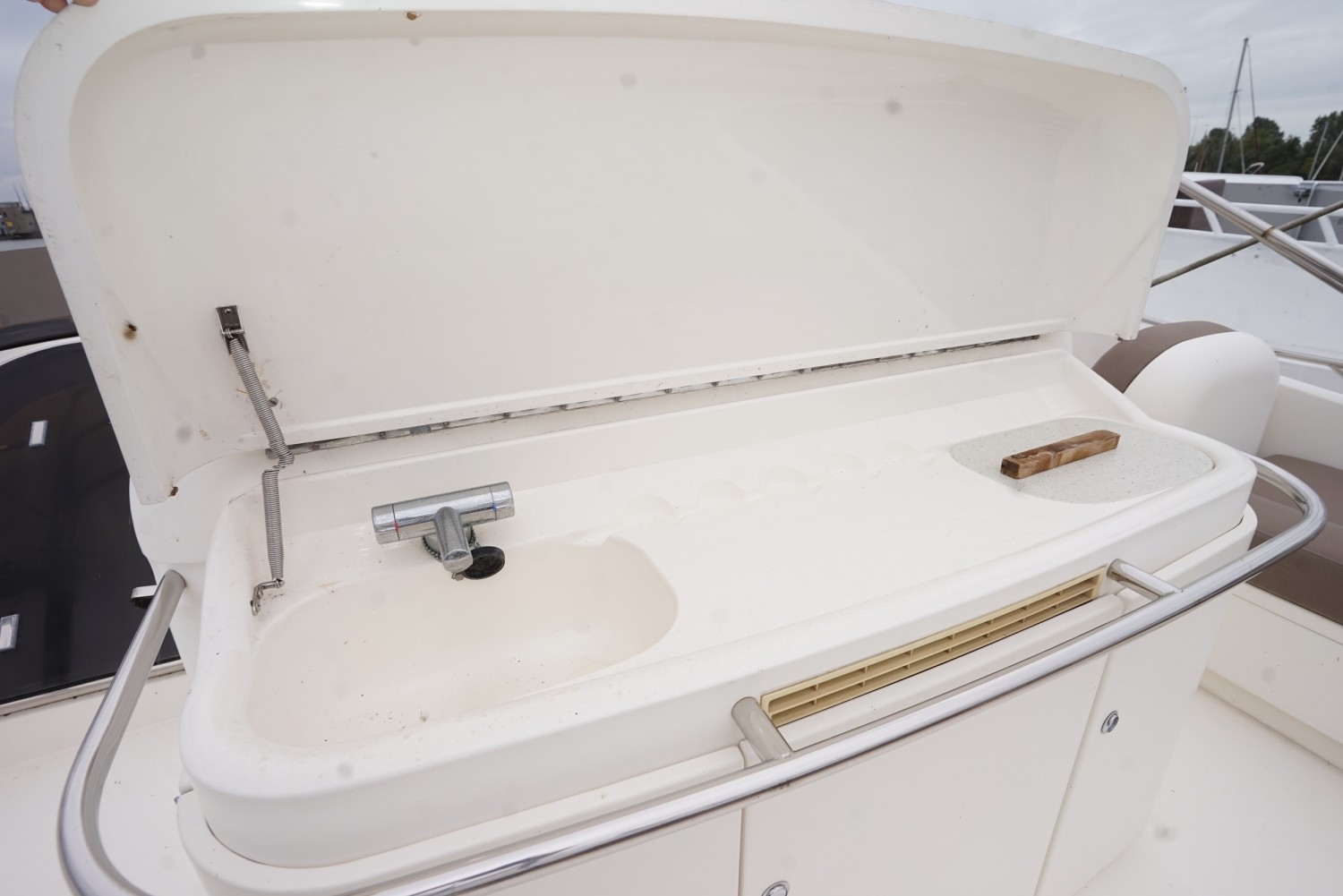 foto: 29 Fairline Squadron 62