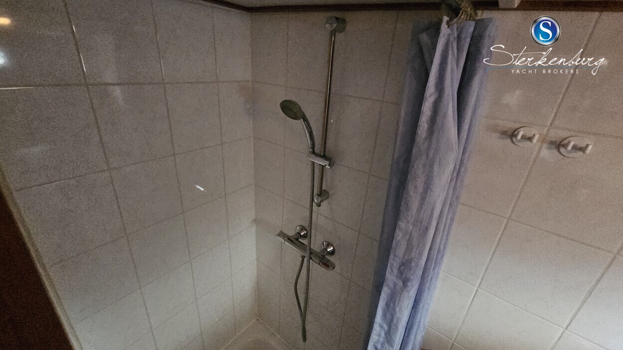 foto: 77 De Ruiter Kotter 1400