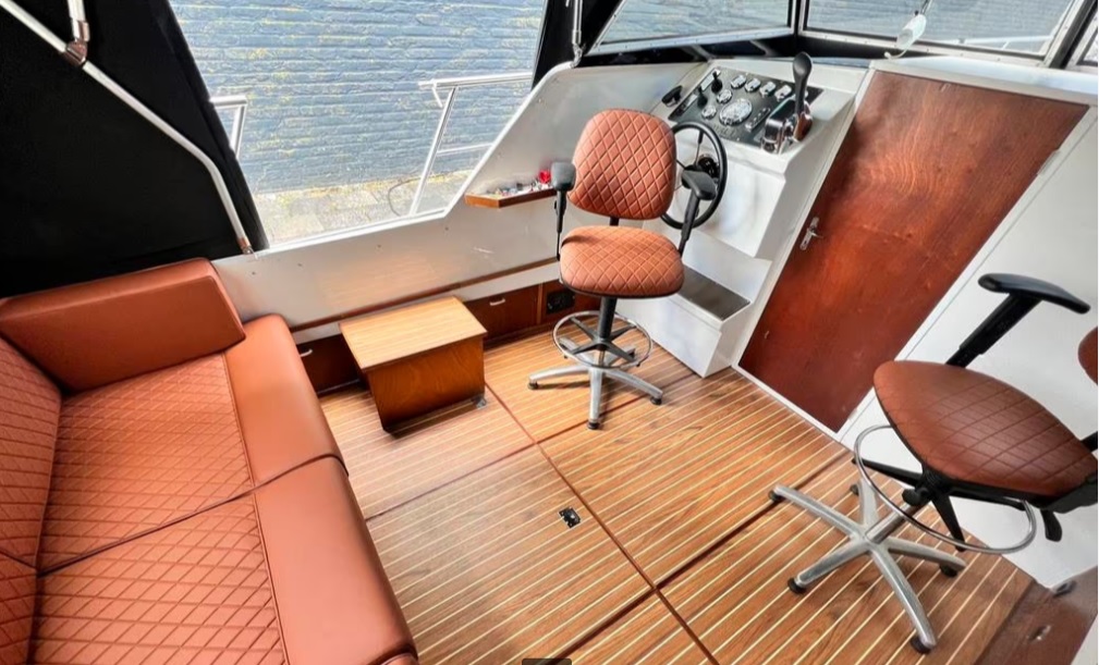 foto: 5 Motorschip 1100 Cabrio AK