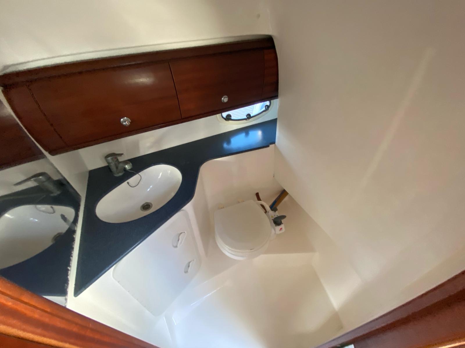 foto: 13 Bavaria 29 DC