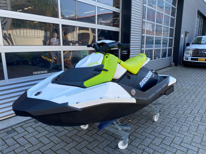 foto: 6 Sea-Doo Spark 2-up 115PK DEMO