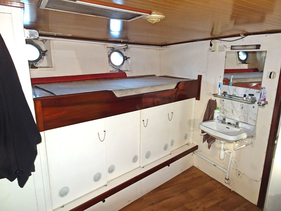 foto: 106 ex Rijkswaterstaat / Varend Woonschip 23.23, CBB Rijn