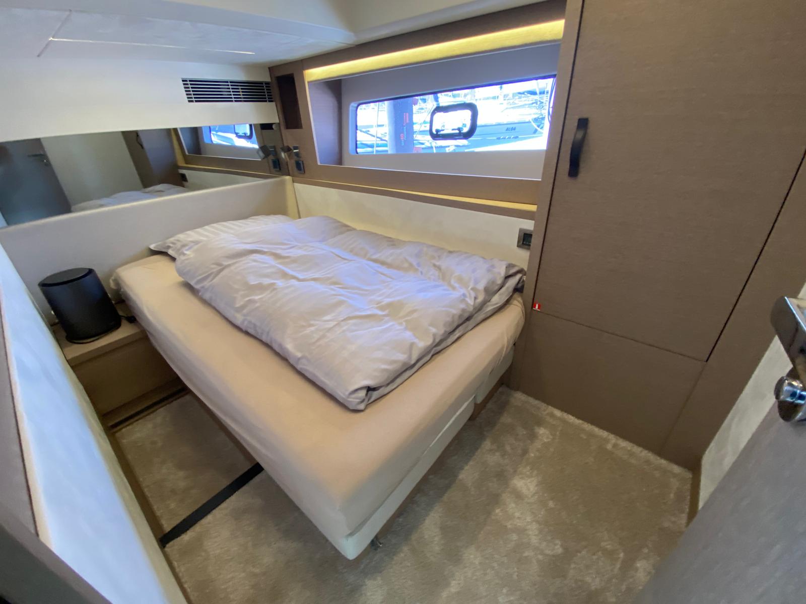 foto: 28 Prestige 590 Flybridge