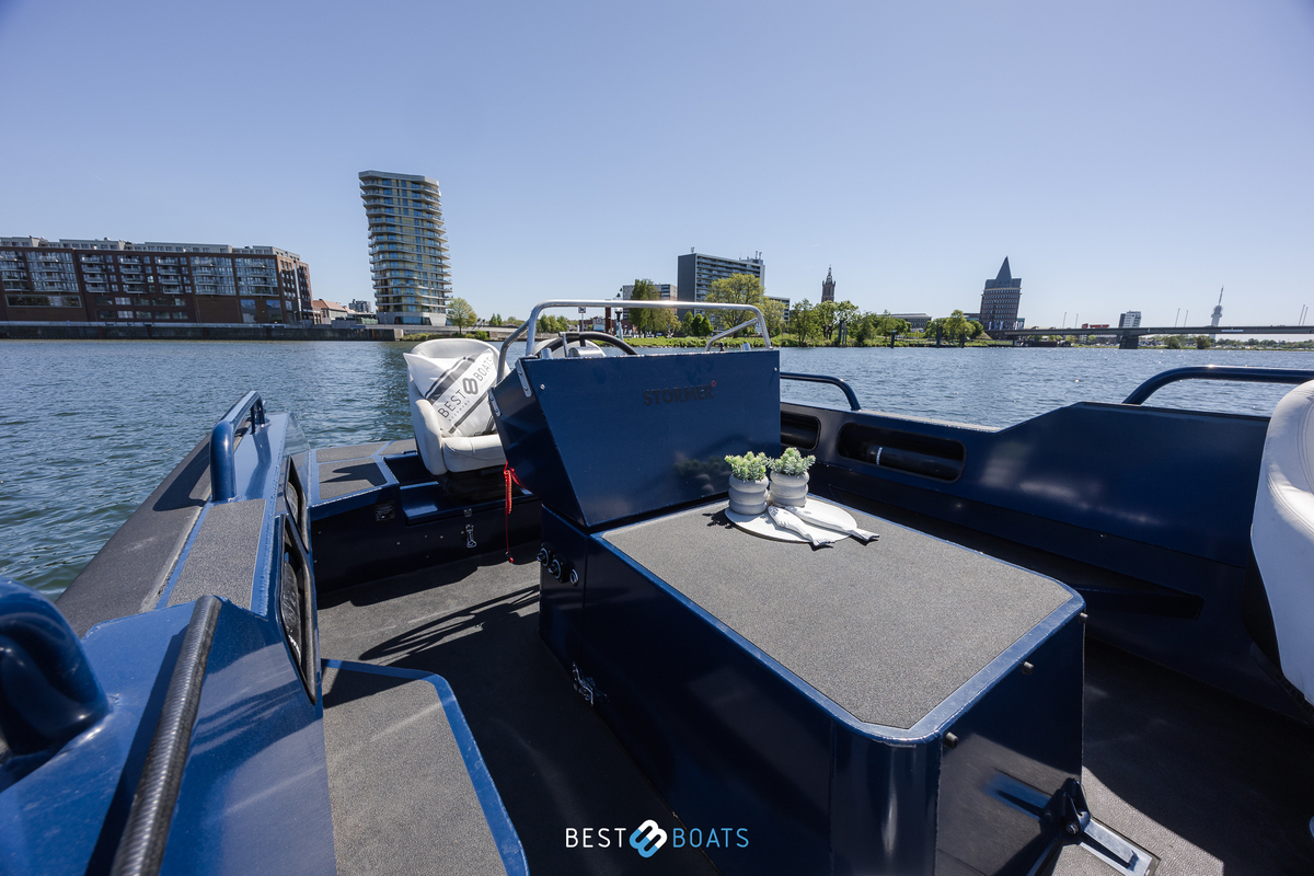 foto: 21 Stormer marine Tender R75
