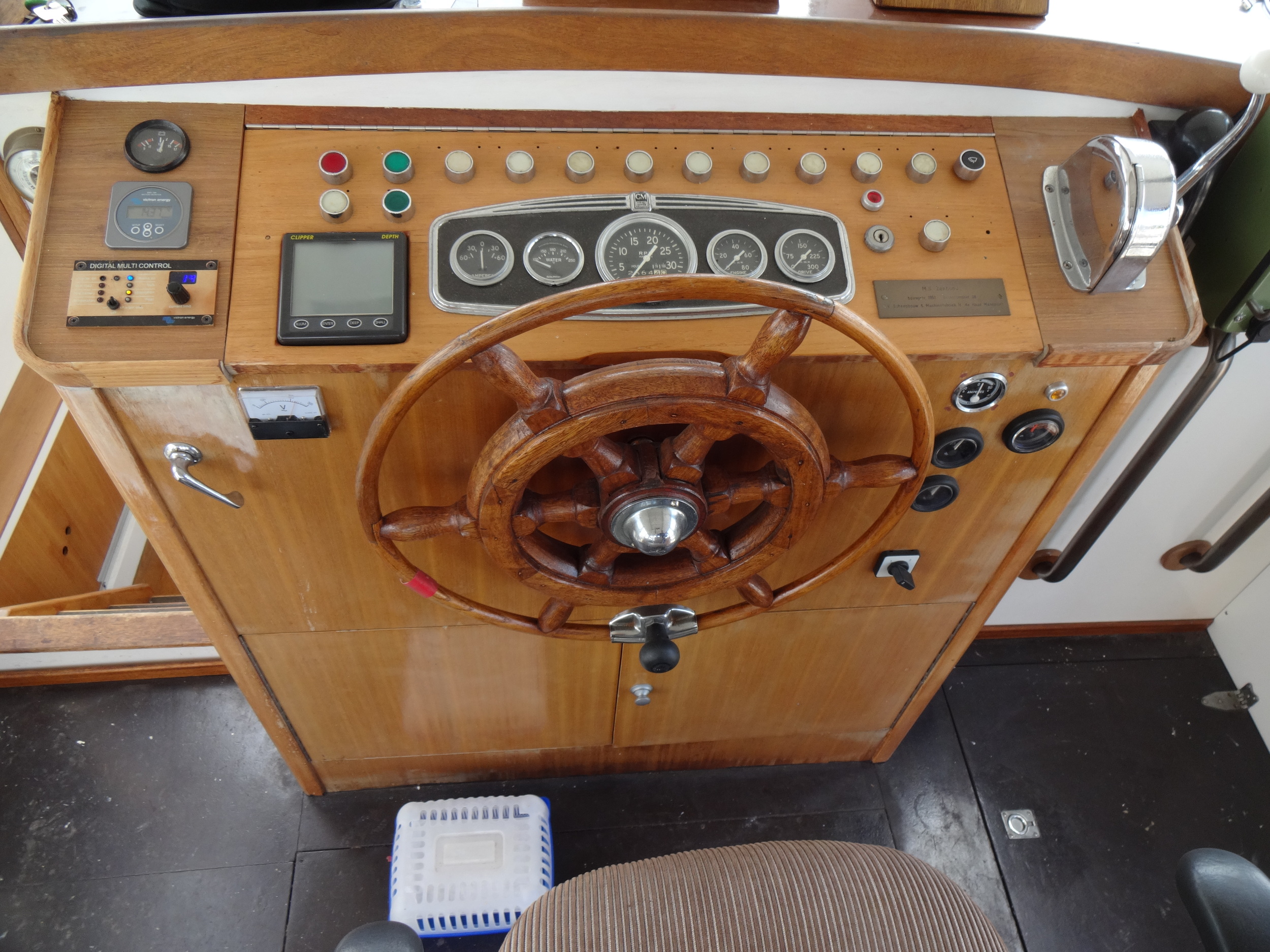 foto: 46 Akerboom Bakdekkruiser 1500