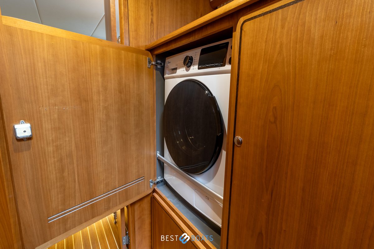 foto: 93 Linssen Grand Sturdy 500 AC Wheelhouse Long Top