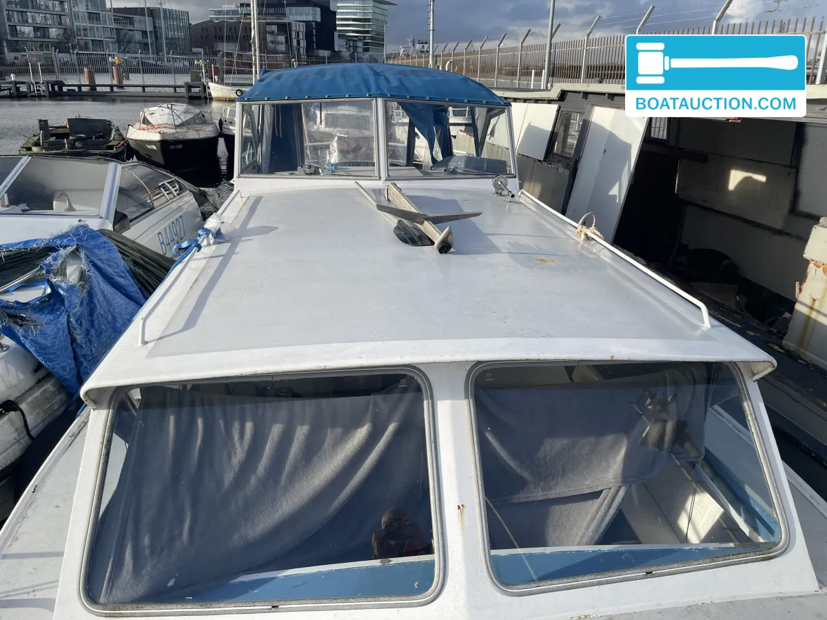 foto: 12 Motorboat 900