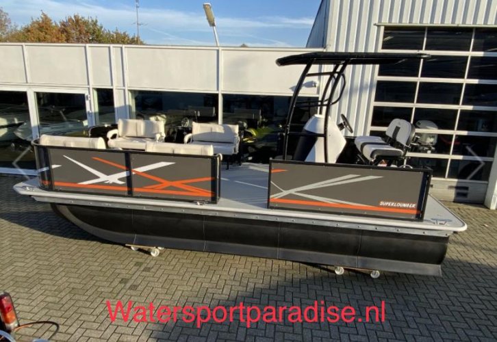 hoofdfoto: 1 Funcruiser Pontoon 650