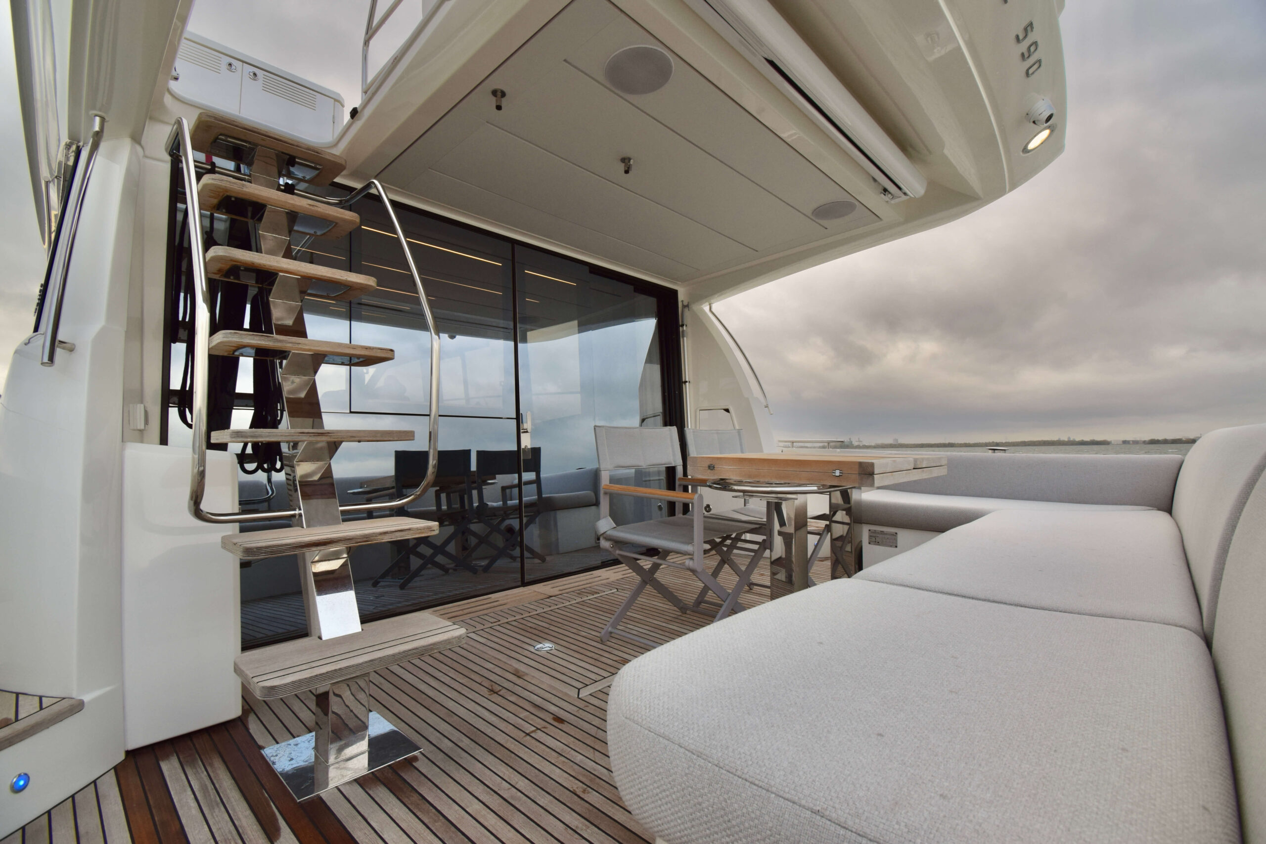 foto: 55 Prestige 590 Flybridge #49
