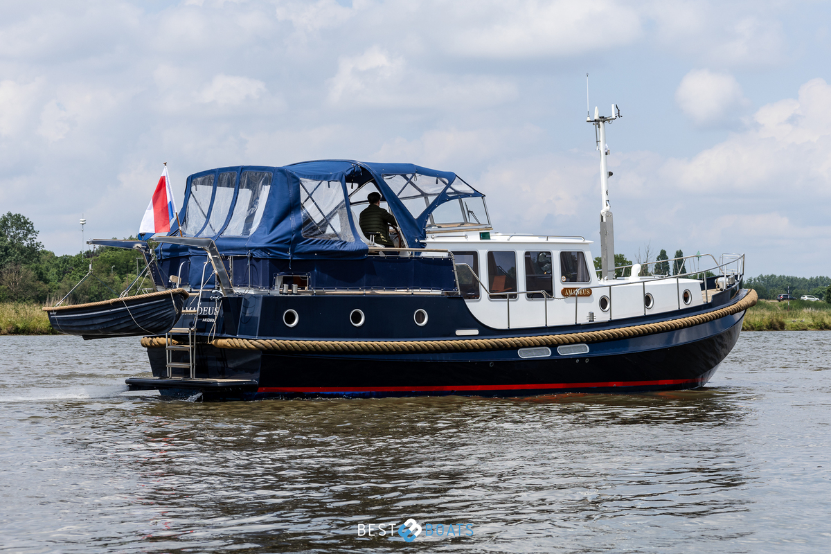 foto: 33 Linssen Classic Sturdy 400 AC Twin