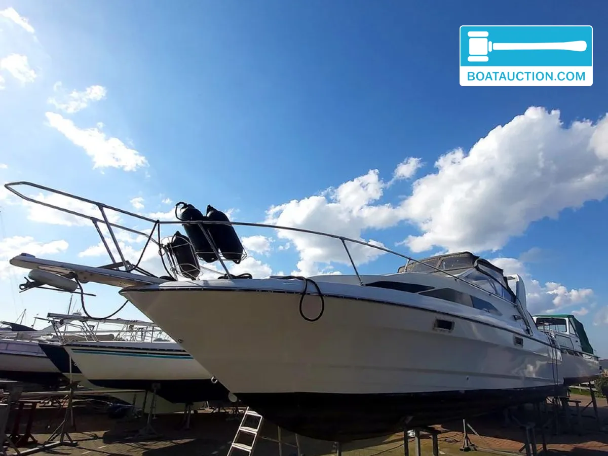 foto: 18 Bayliner 2655 wide body