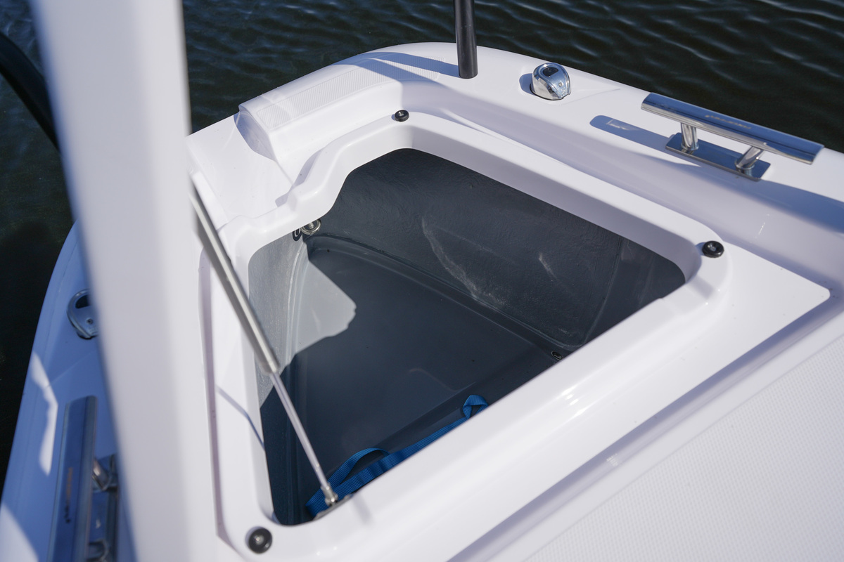 foto: 55 Axopar 25 Cross Bow & Cross Top