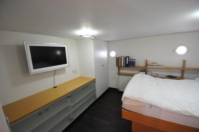 foto: 72 Motorschip 25.00