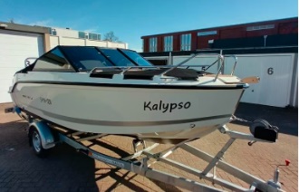 foto: 4 Quicksilver 555 BOWRIDER 