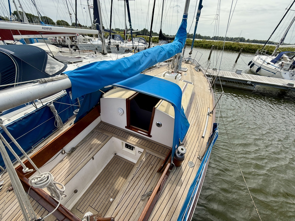 foto: 48 Tradewind 33