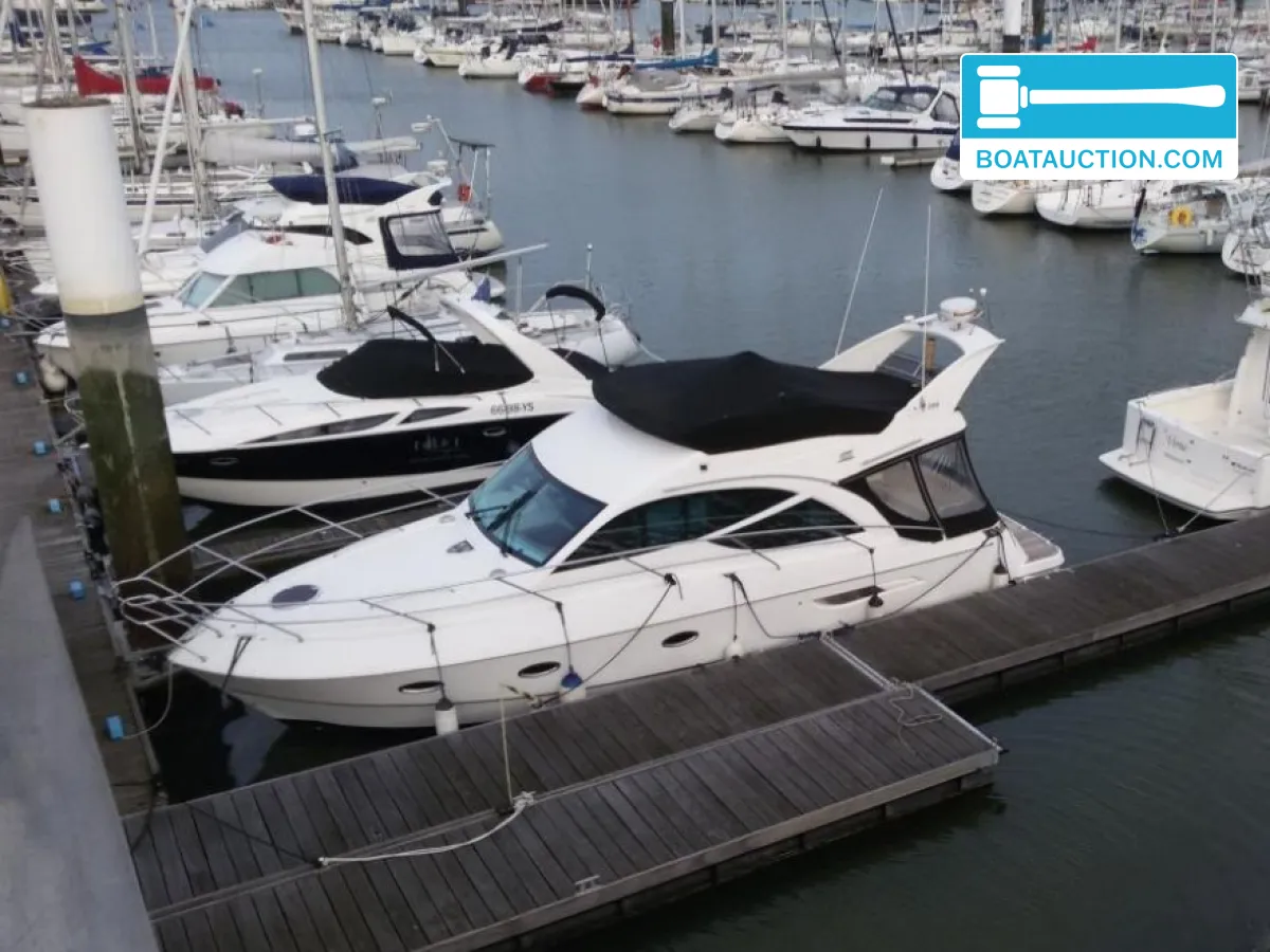 foto: 21 Galeon 390 FLY