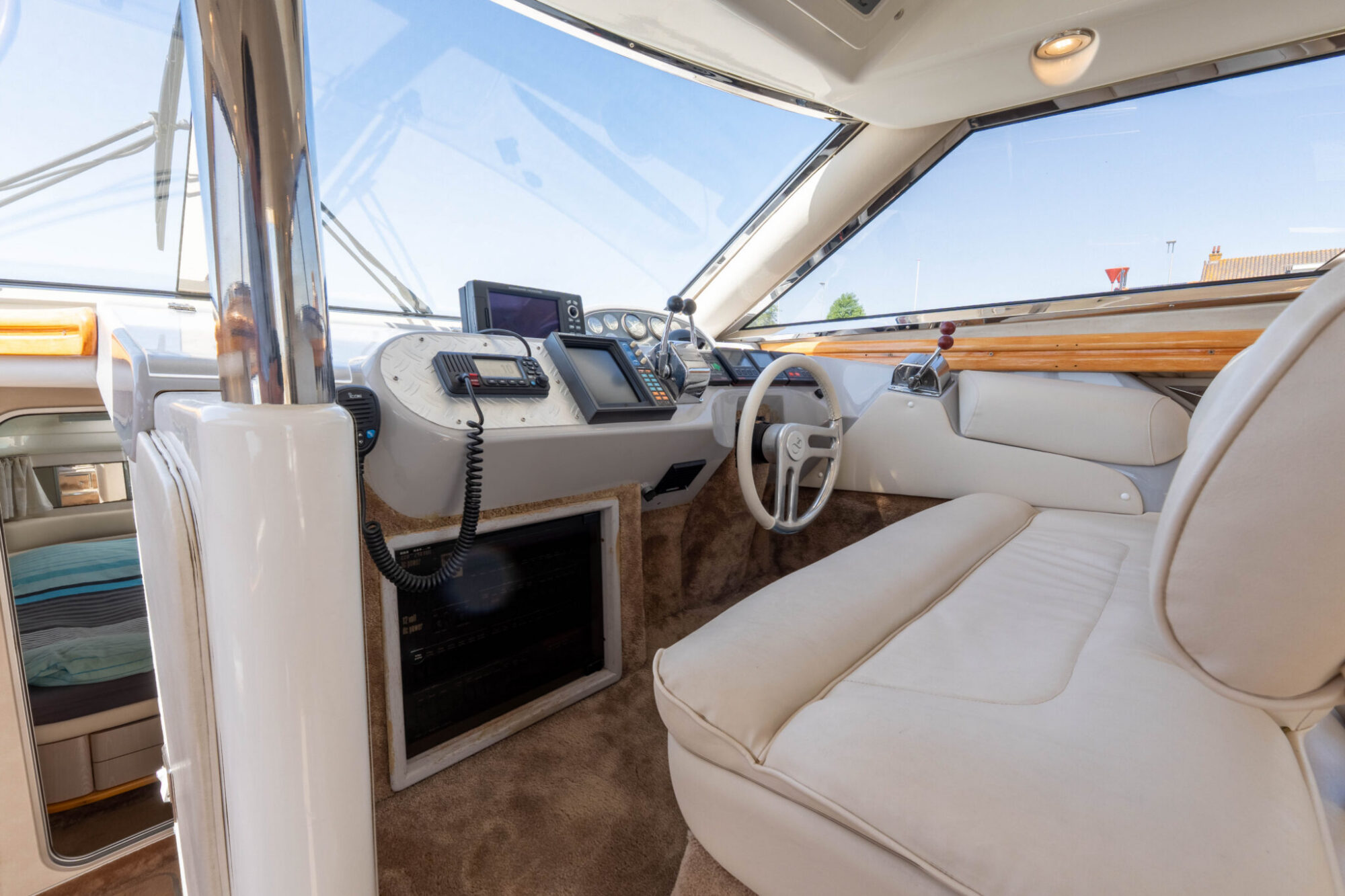 foto: 31 Sealine Sealine Statesmen 450
