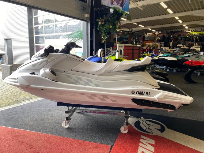 foto: 9 Yamaha Boats VX Cruiser