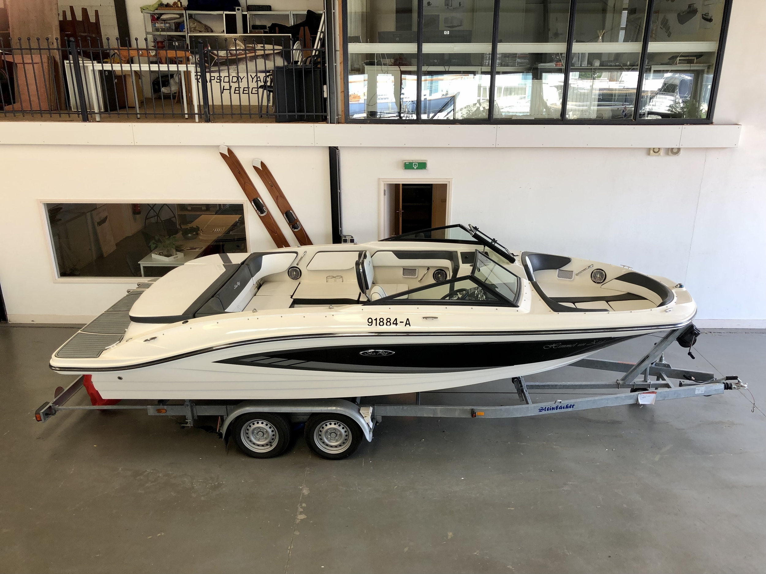 foto: 11 Sea Ray 21 SPX E