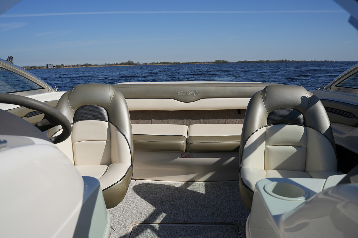 foto: 23 Sea Ray 200 Sport
