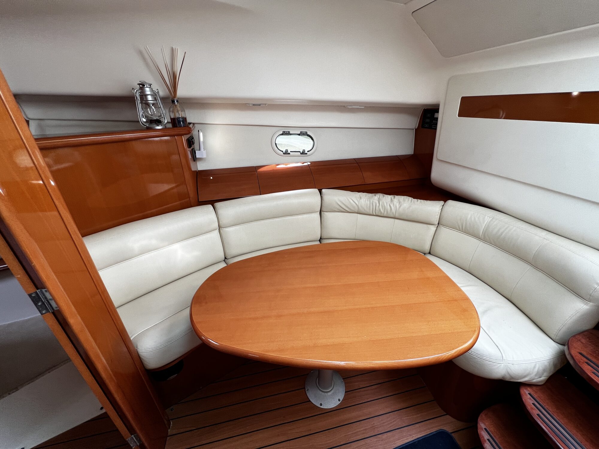 foto: 38 Jeanneau Jeanneau Prestige 34S HT