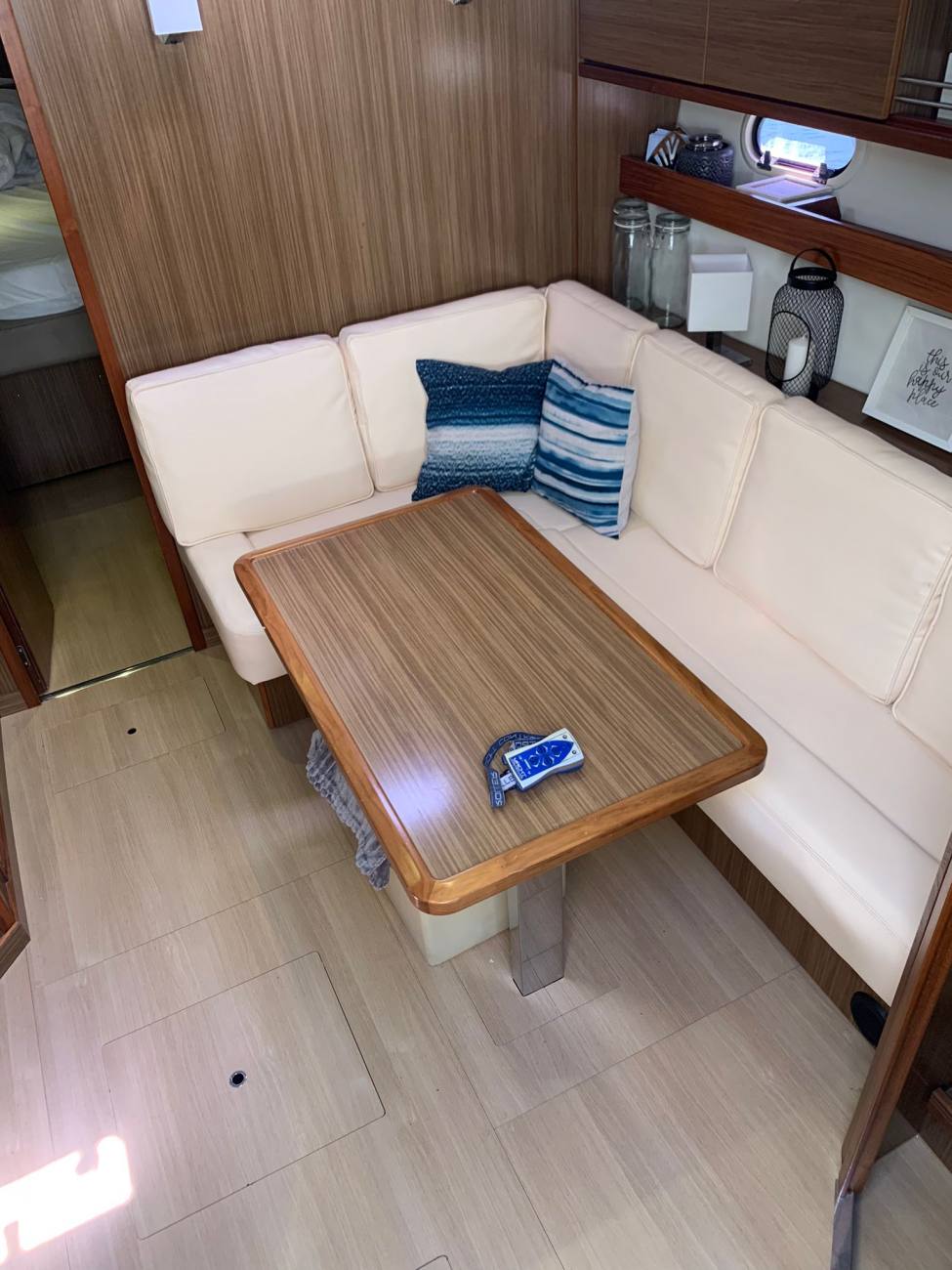 foto: 24 Bavaria 38 HT