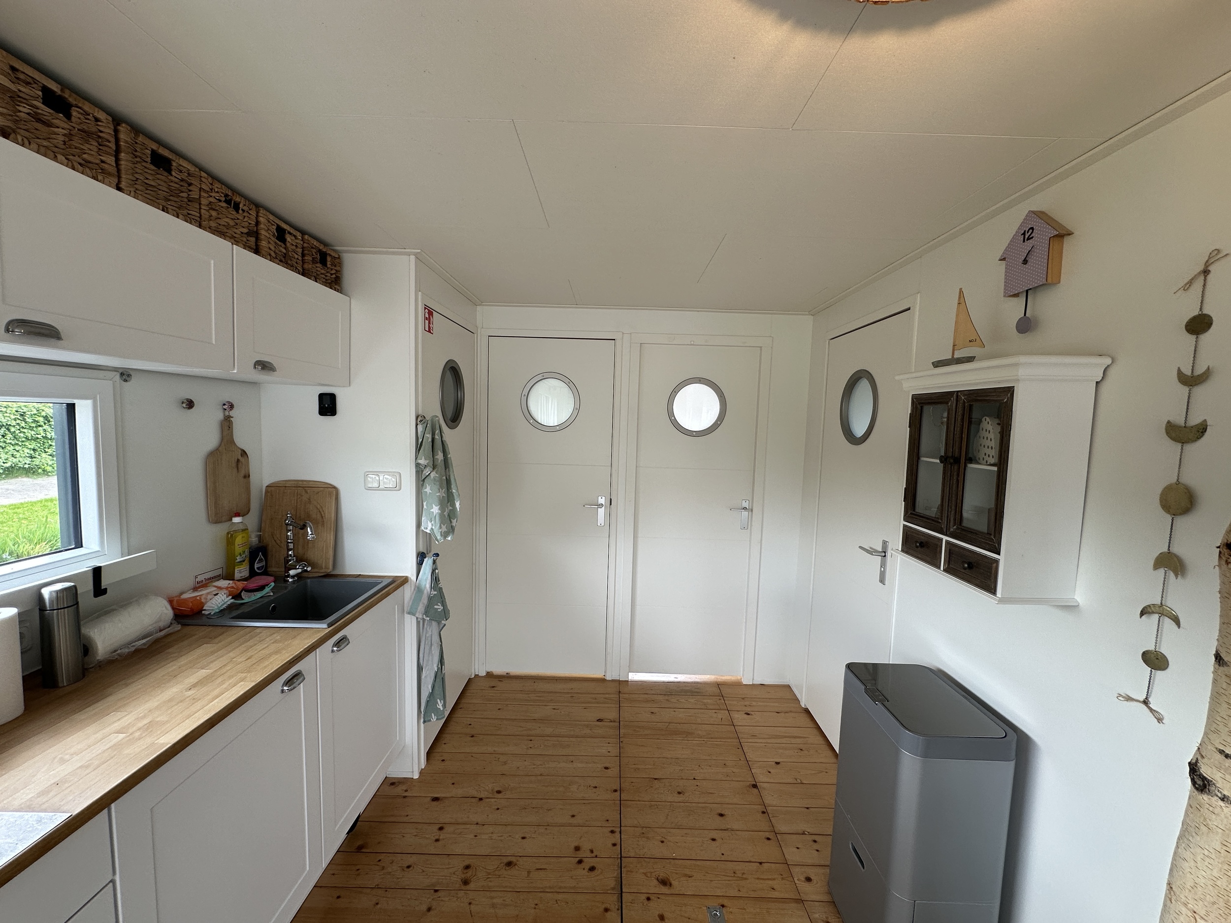 foto: 29 Lotus Houseboats 12 XT - Boven Besturing