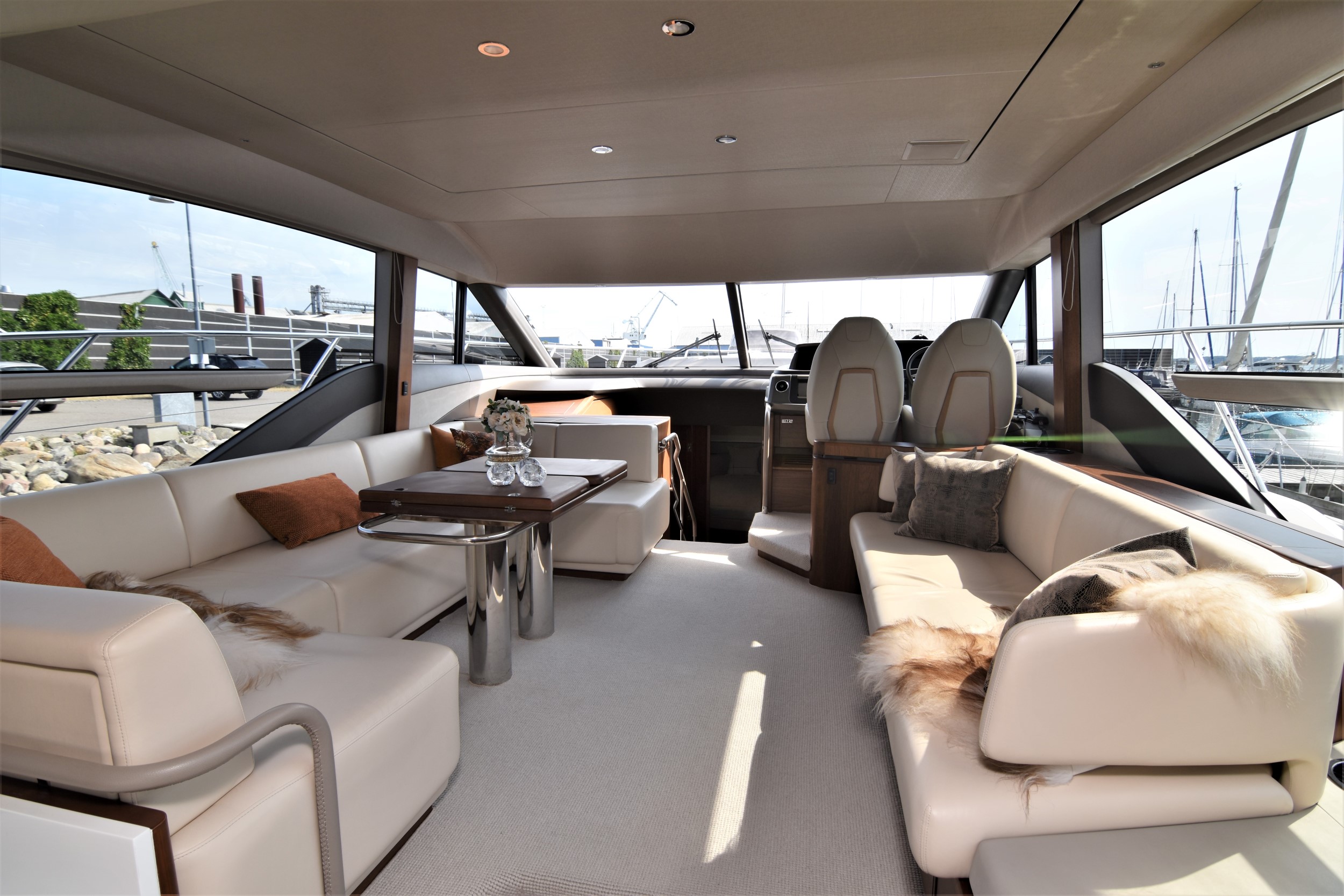 foto: 28 Princess  F55