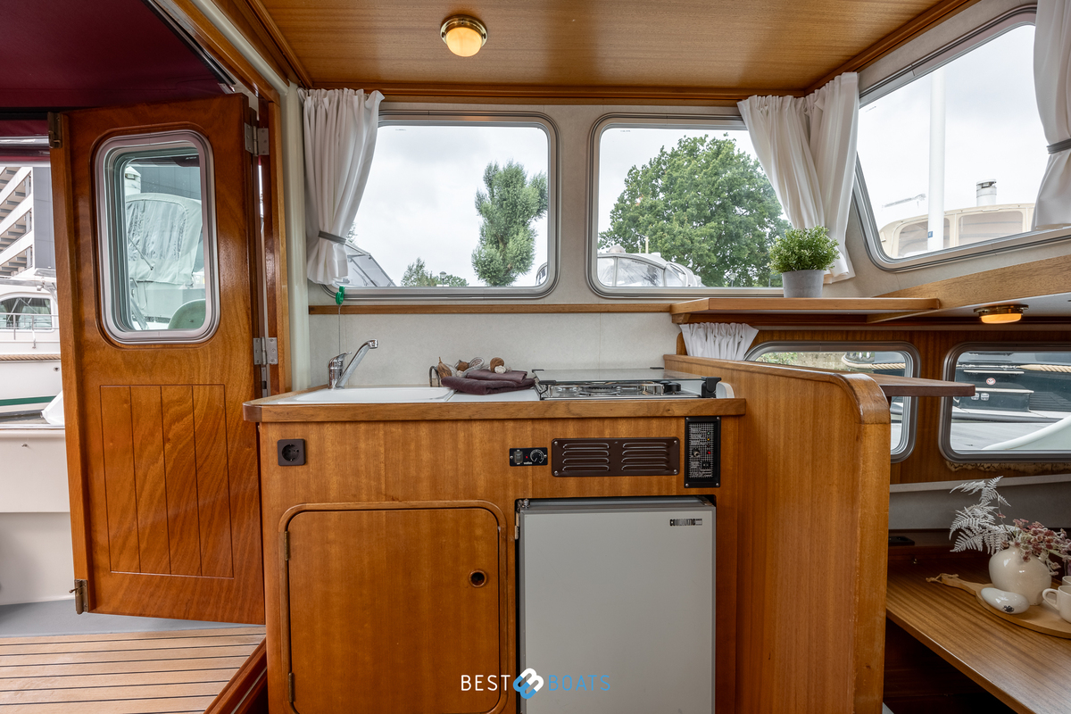 foto: 18 Linssen  Dutch Sturdy 260 OC