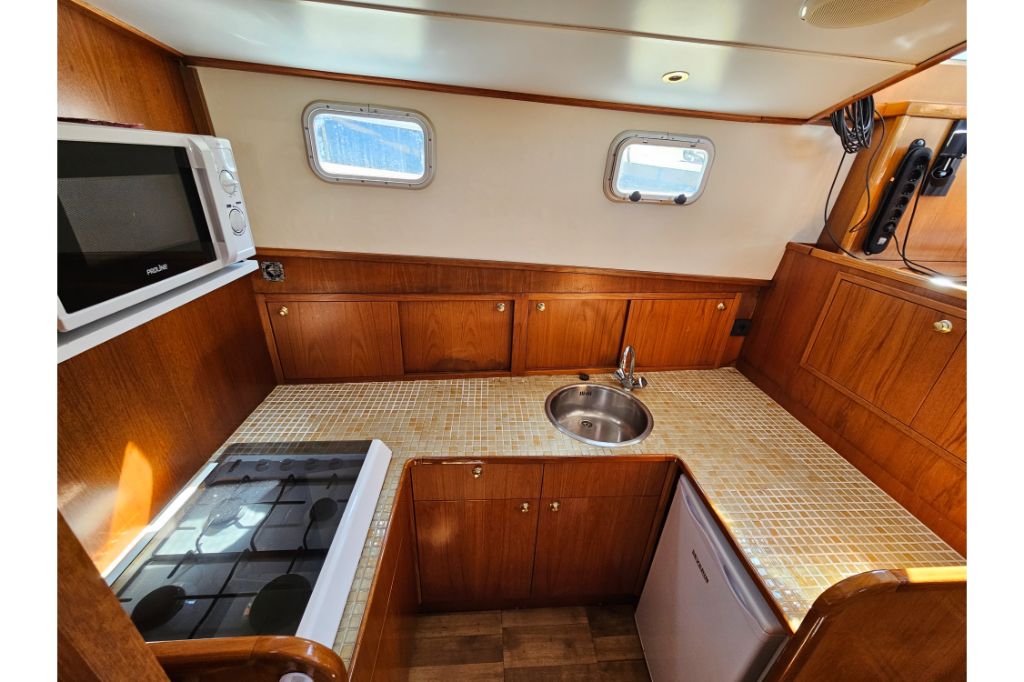 foto: 79 De Ruiter Kotter 1400