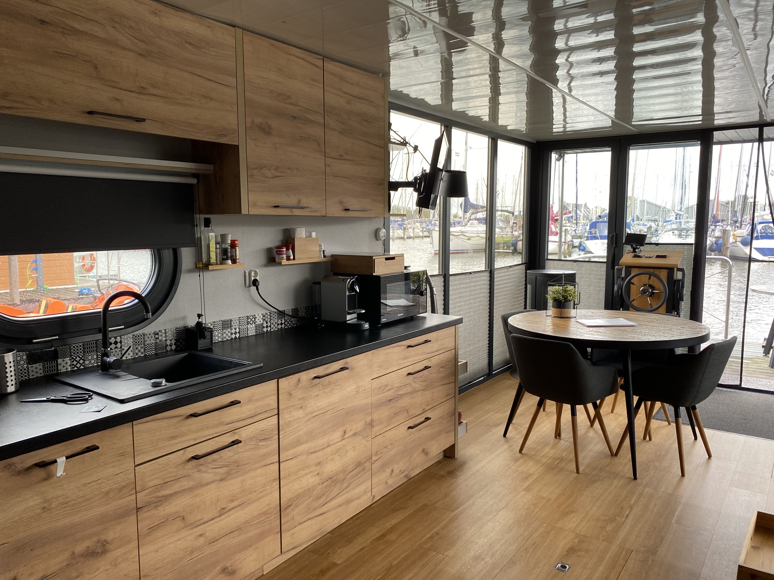 foto: 14 Campi 400 Houseboat Met Ligplaats En Chartermogelijkheid