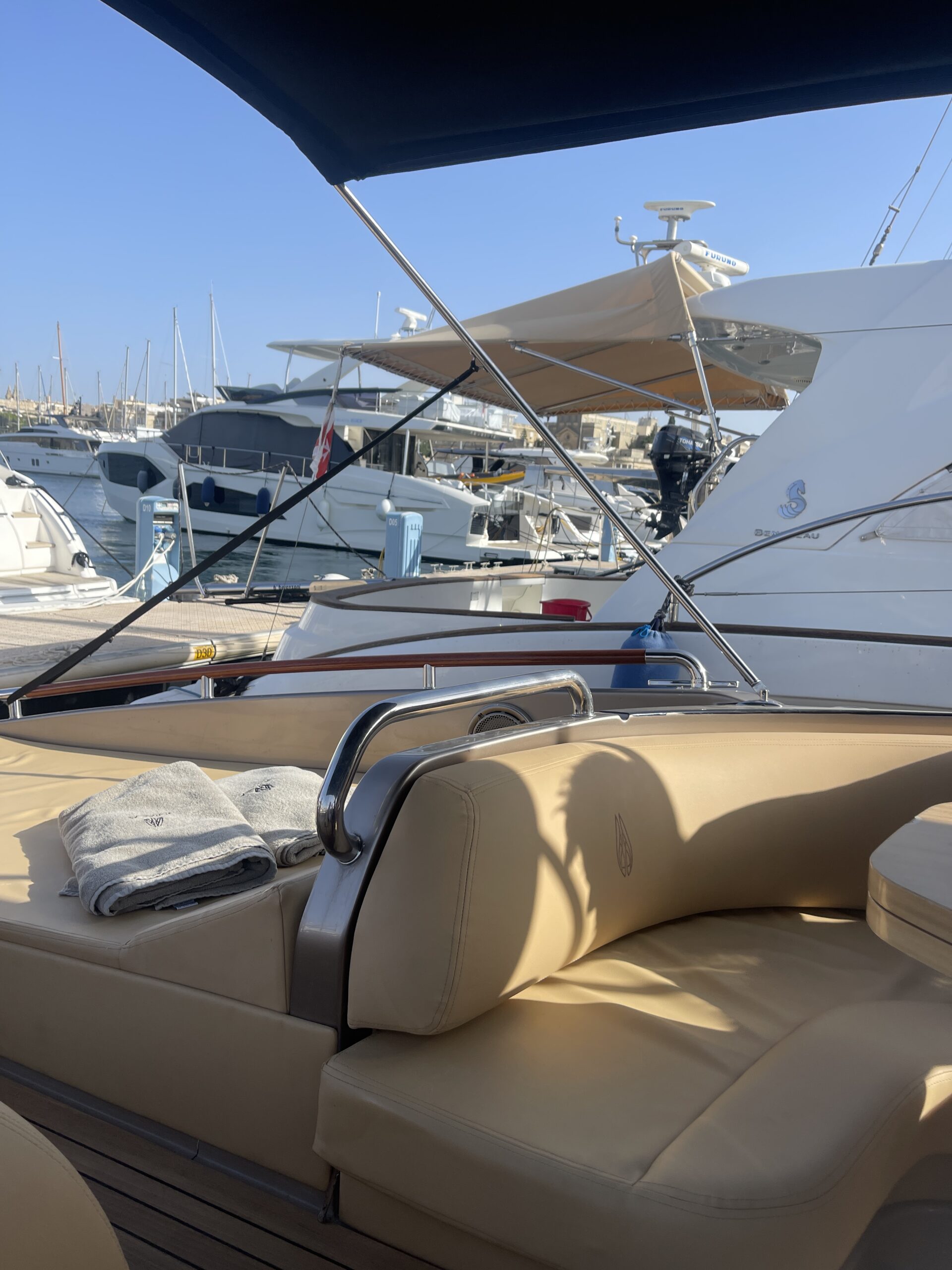 foto: 8 Riva Rivamara 44