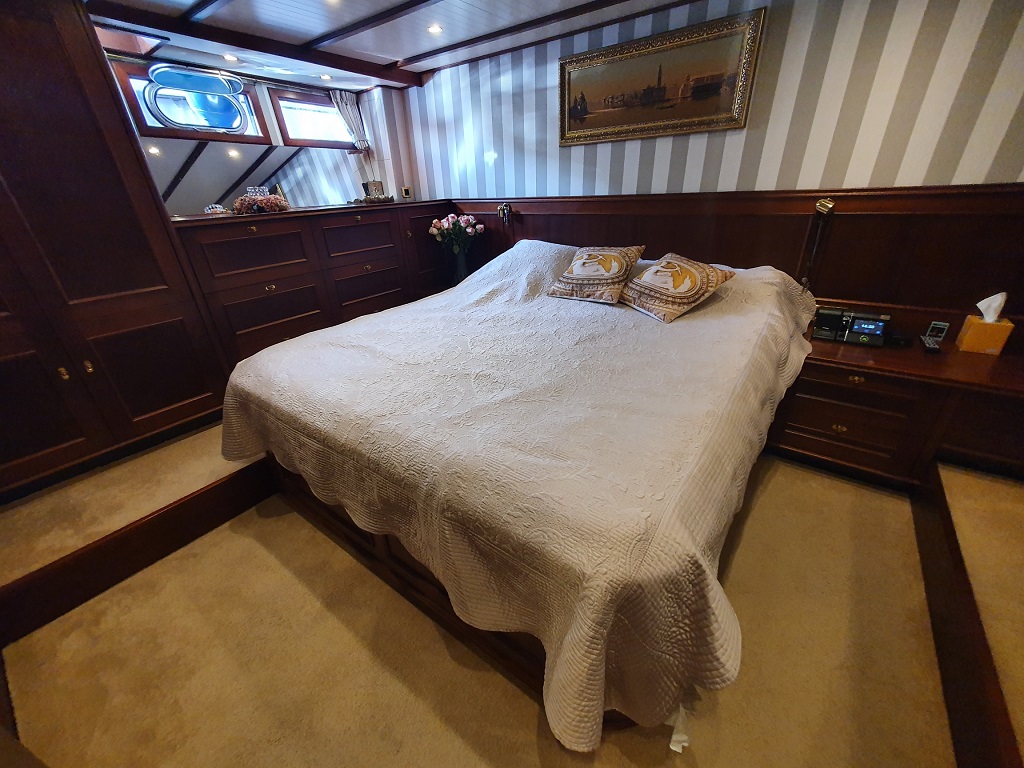 foto: 37 Delfino 60