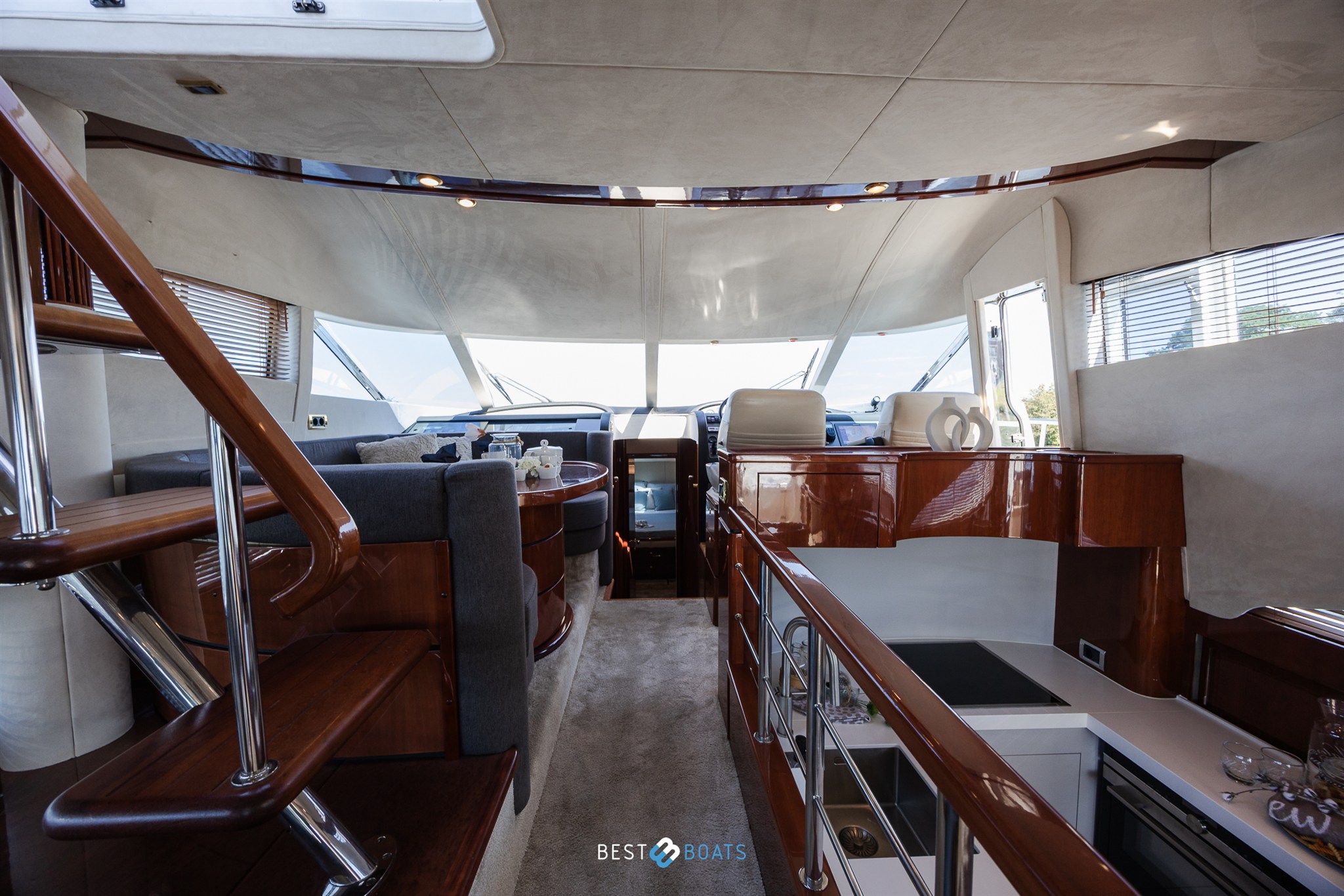 foto: 82 Fairline 58 Squadron